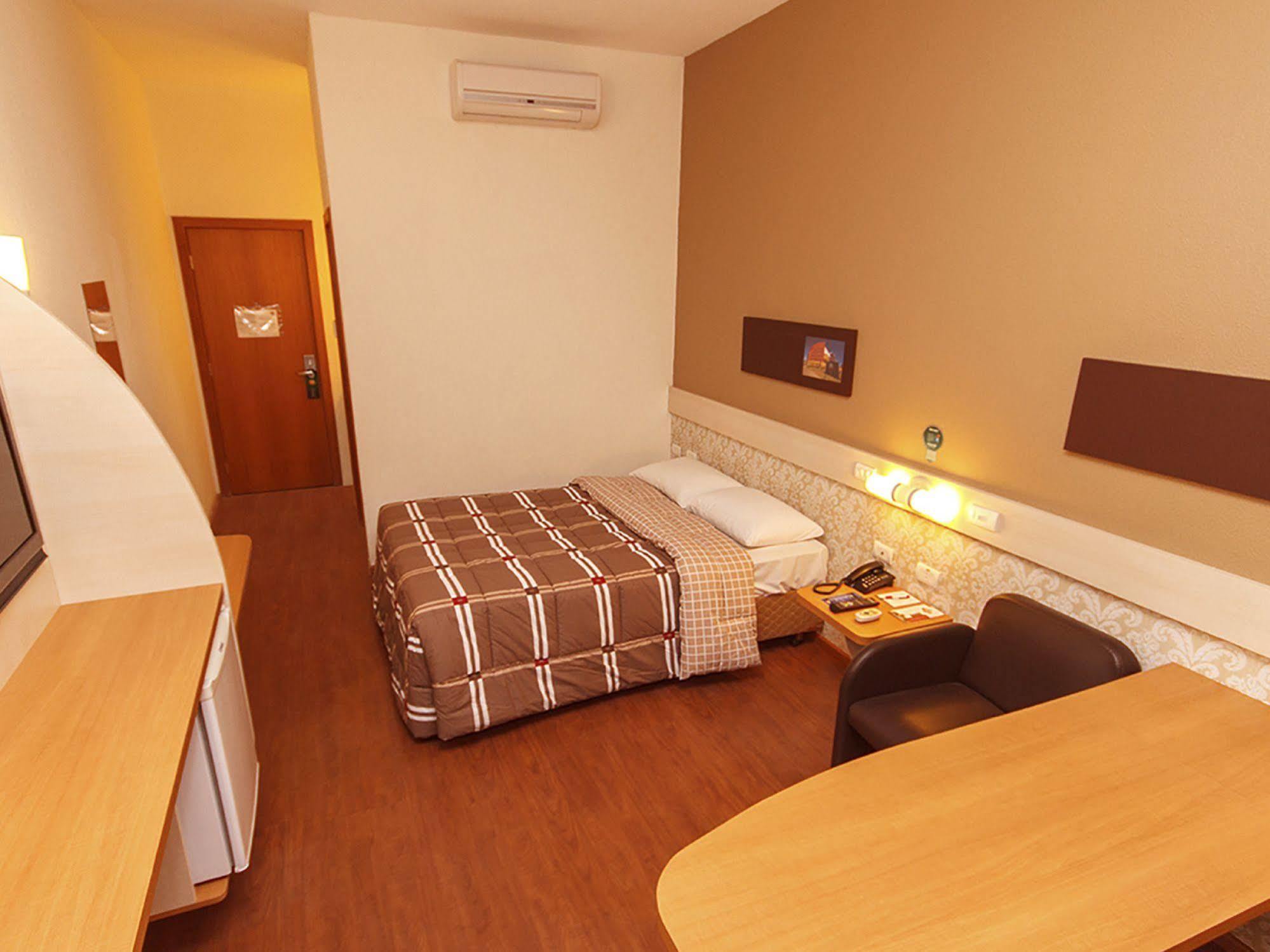 Hotel 10 Ponta Grossa Ponta Grossa  Buitenkant foto