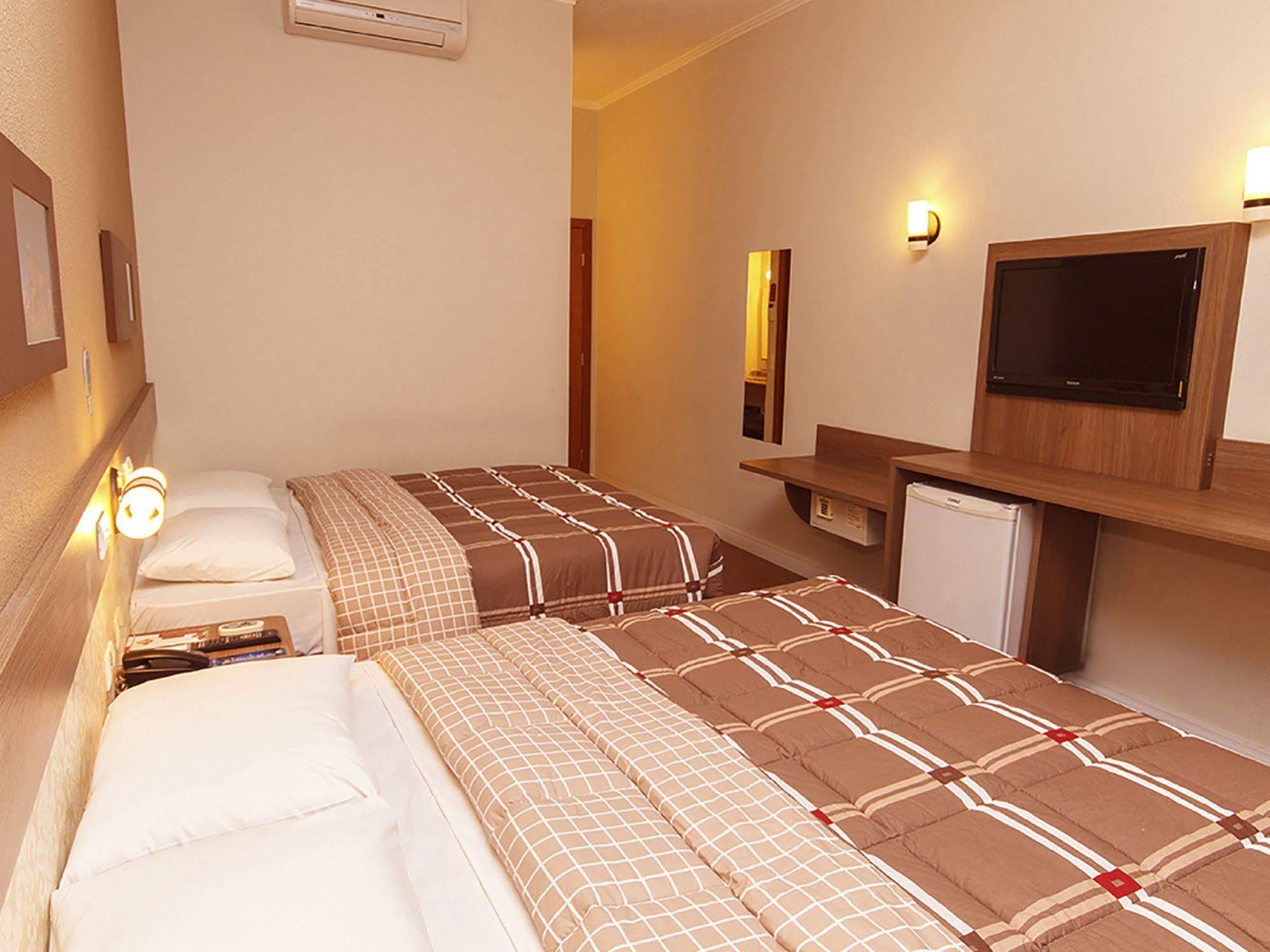 Hotel 10 Ponta Grossa Ponta Grossa  Buitenkant foto